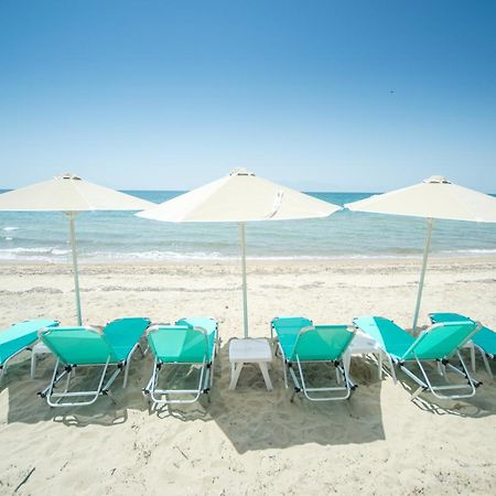 Summerday Villa Private Beach Nea Iraklia Dış mekan fotoğraf