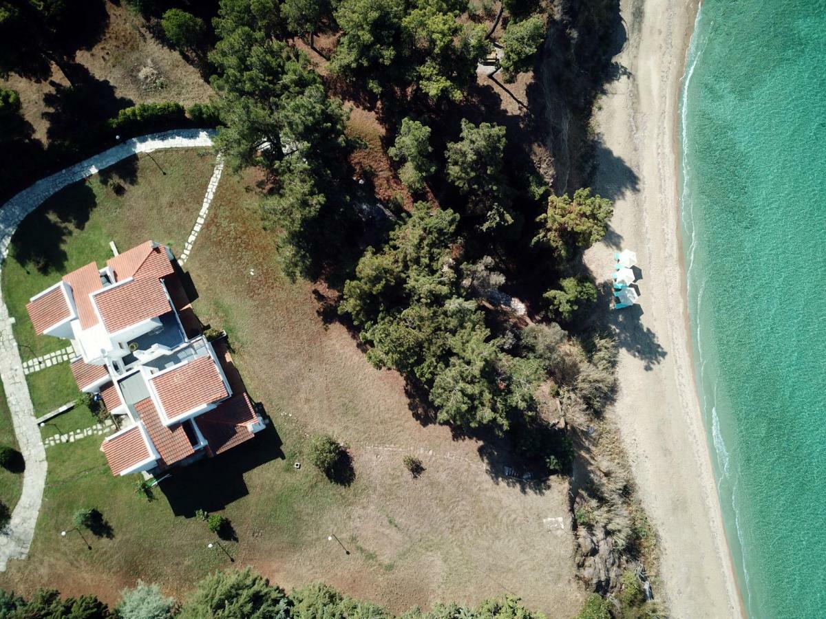 Summerday Villa Private Beach Nea Iraklia Dış mekan fotoğraf