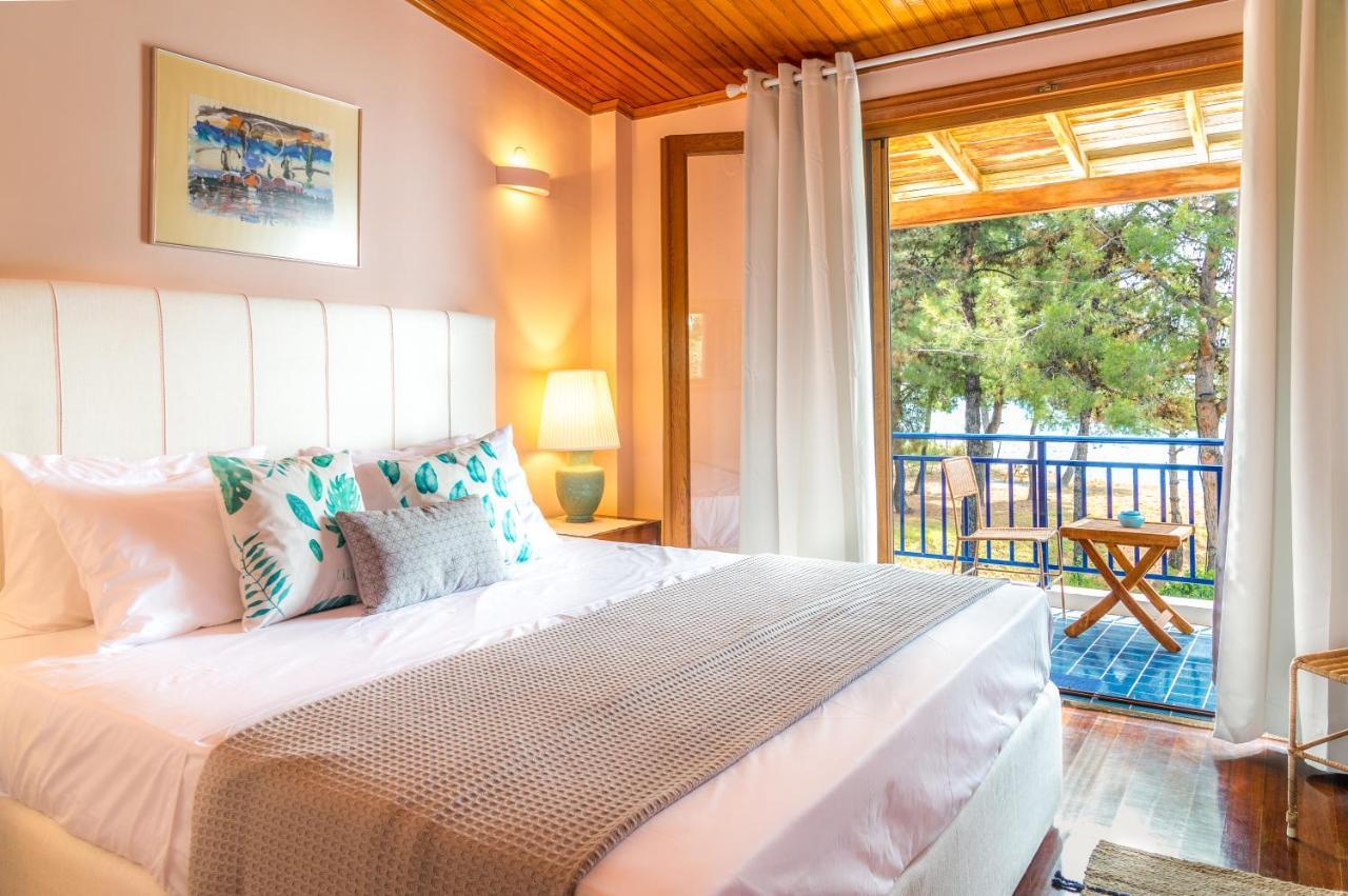 Summerday Villa Private Beach Nea Iraklia Dış mekan fotoğraf